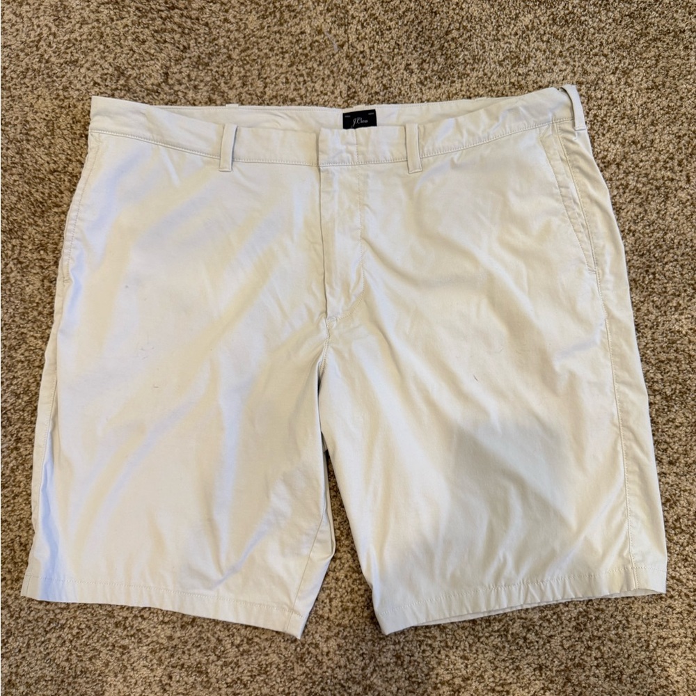 J. Crew Men's Cream Flat Front Shorts
